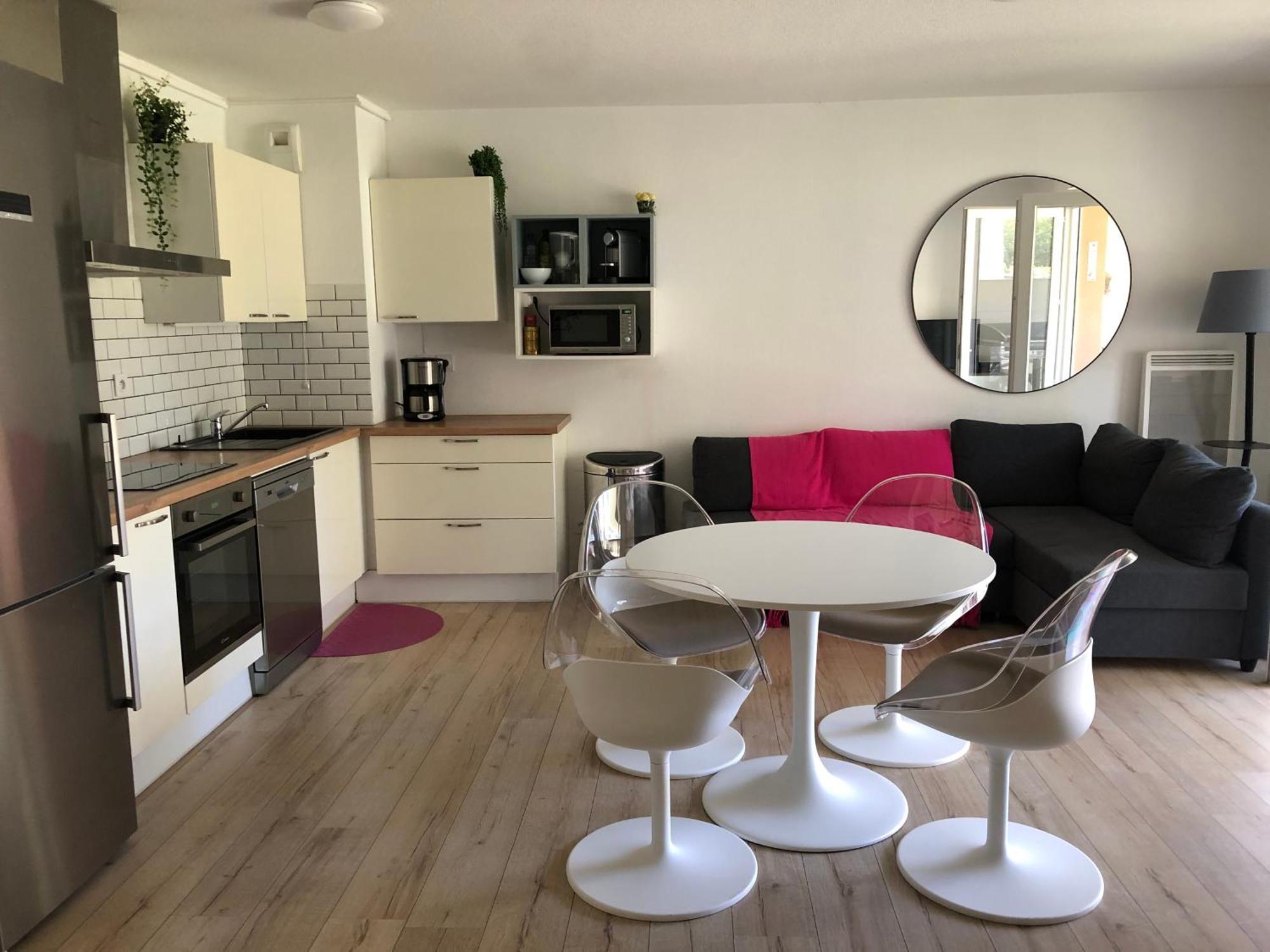 Apartamento Rez De Jardin T3 Recent Et Calme Au Nouvelles Terres A La Londe Les Maures Exterior foto